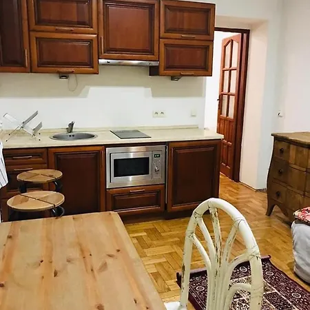شقة On Siemiradzkiego Street